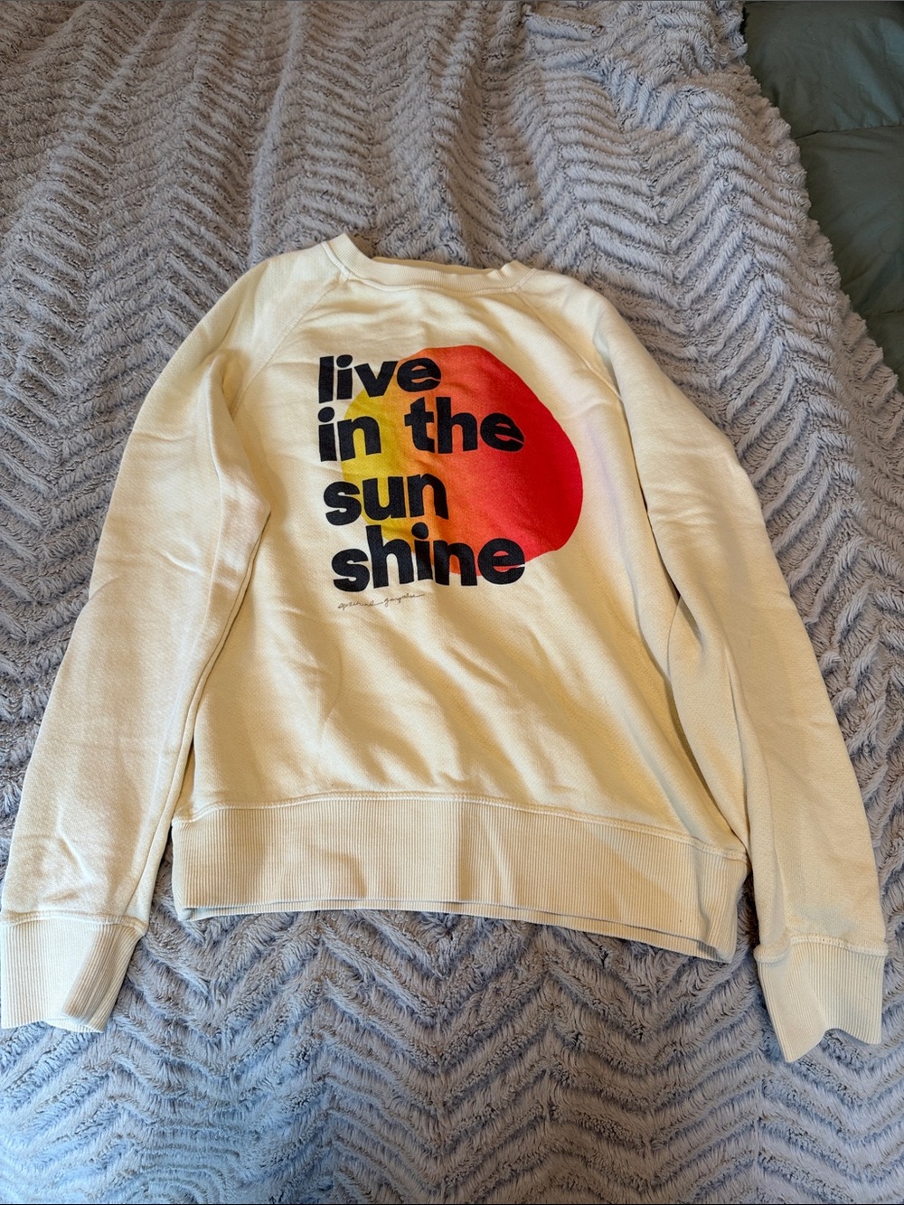 Cream 'Live in the Sunshine' Graphic Crewneck Sweatshirt